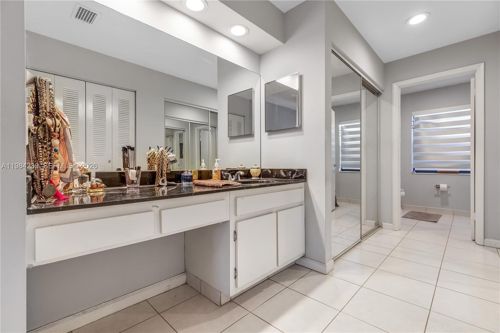 LAKES OF THE MEADOW SEC 3 - Residential