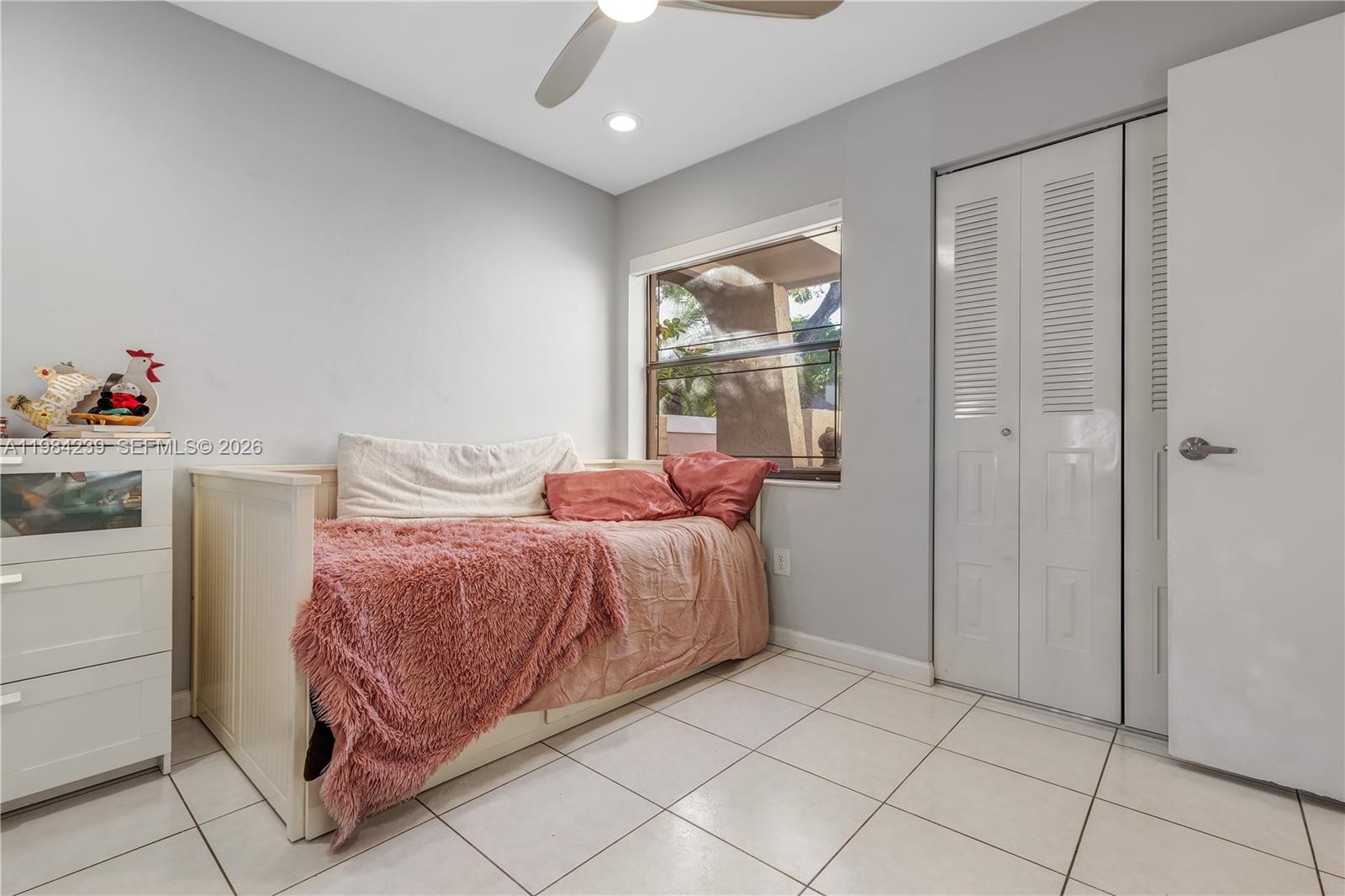 LAKES OF THE MEADOW SEC 3 - Residential