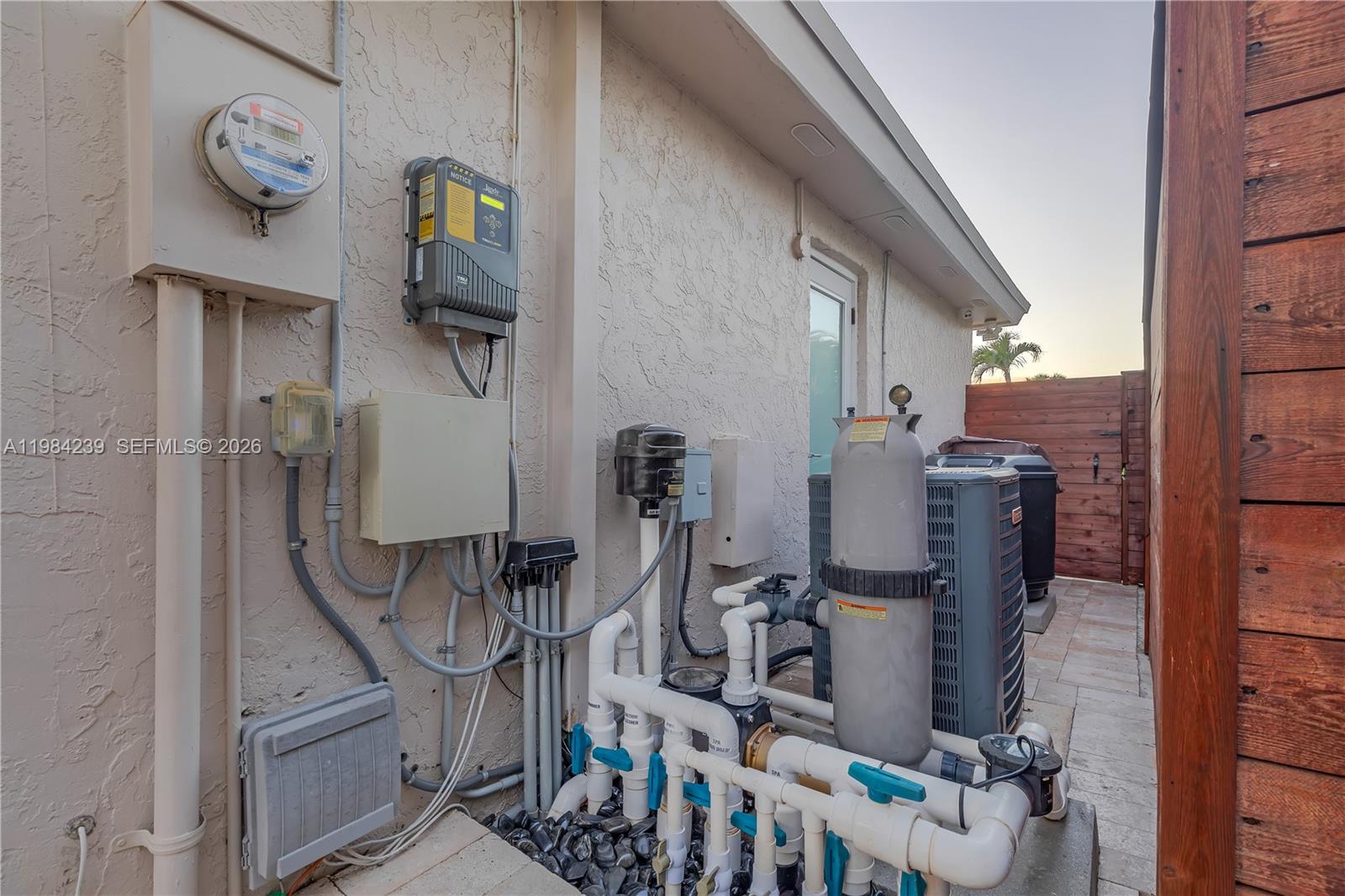 LAKES OF THE MEADOW SEC 3 - Residential