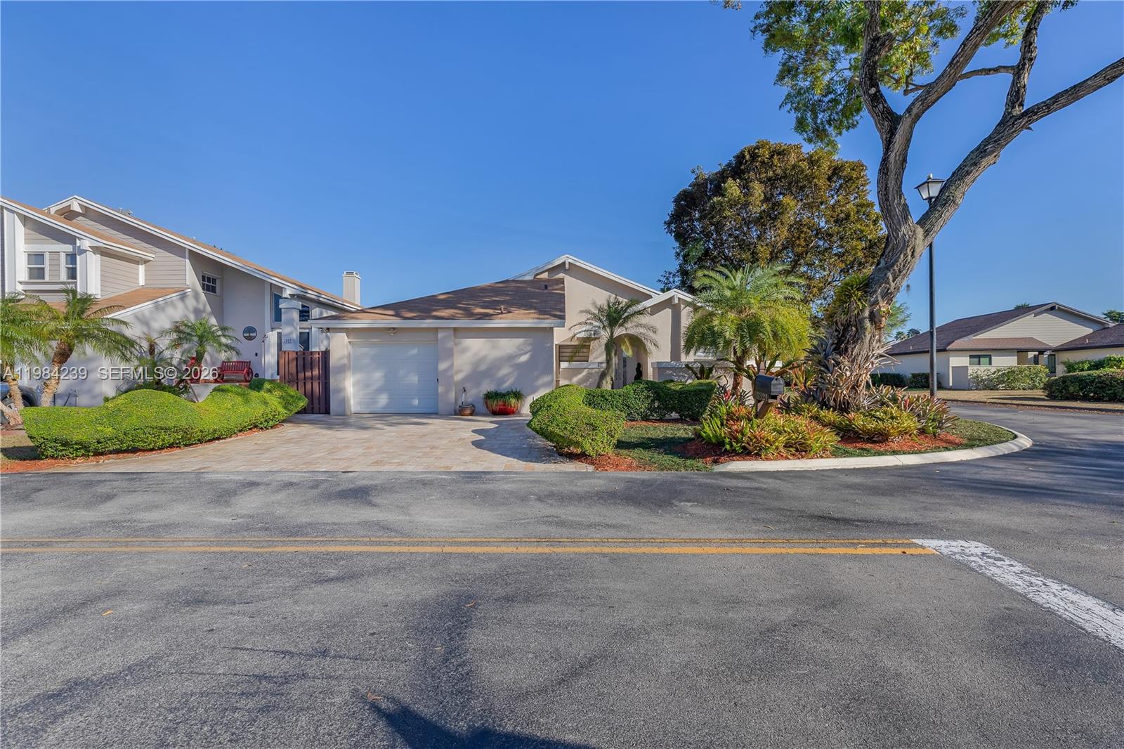 LAKES OF THE MEADOW SEC 3 - Residential