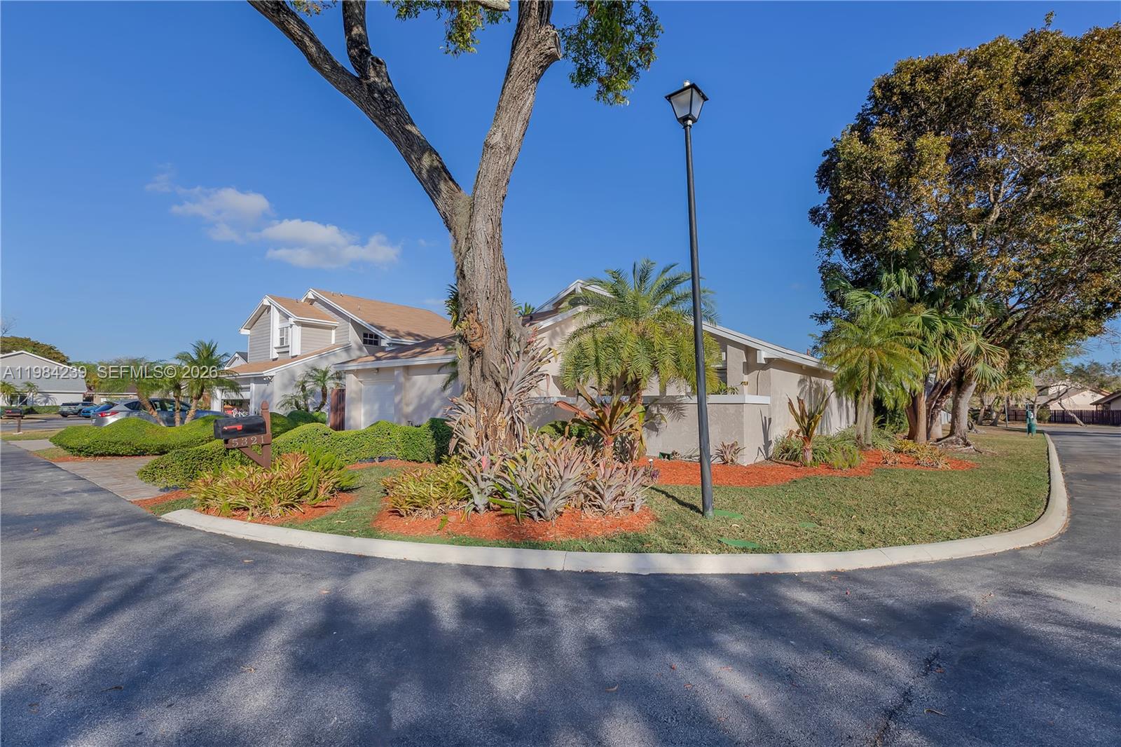 LAKES OF THE MEADOW SEC 3 - Residential