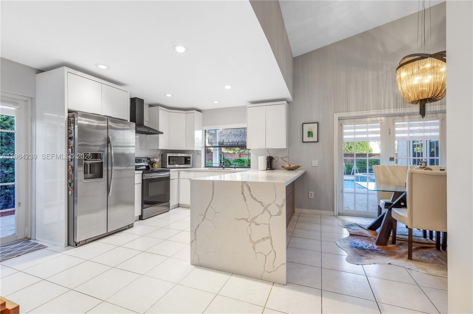 LAKES OF THE MEADOW SEC 3 - Residential