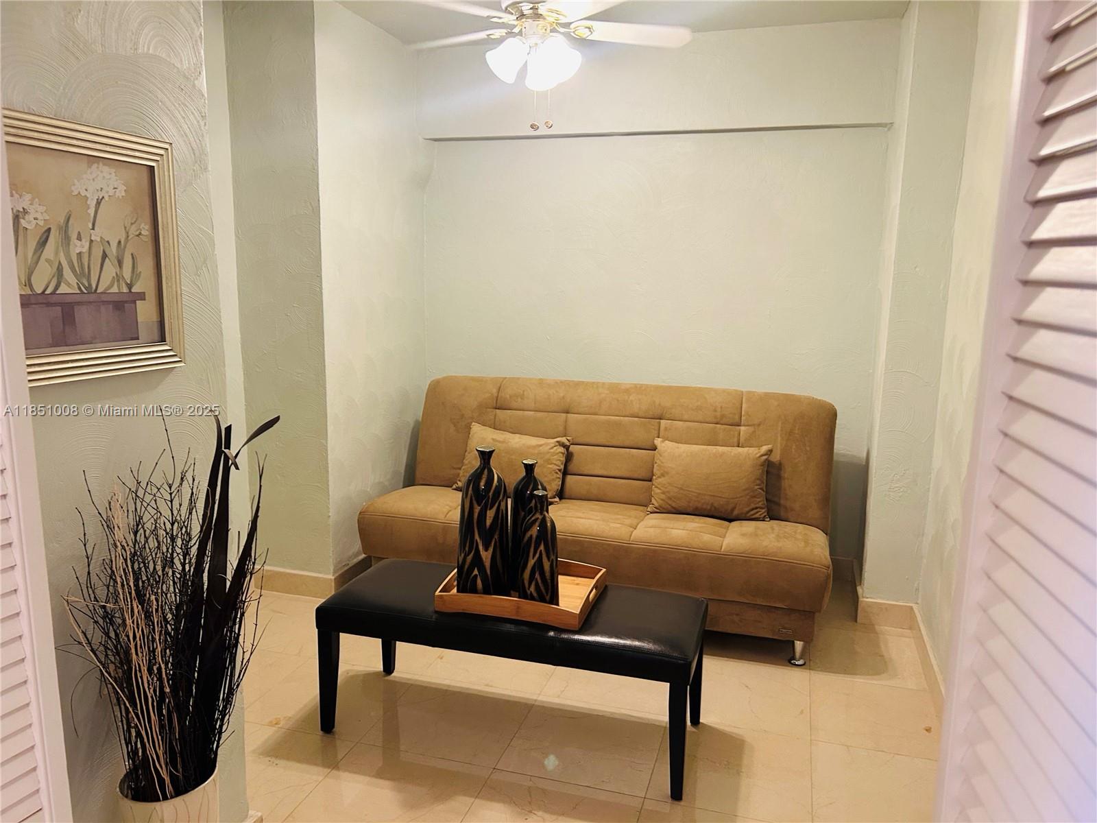 5825 Collins Ave 10H