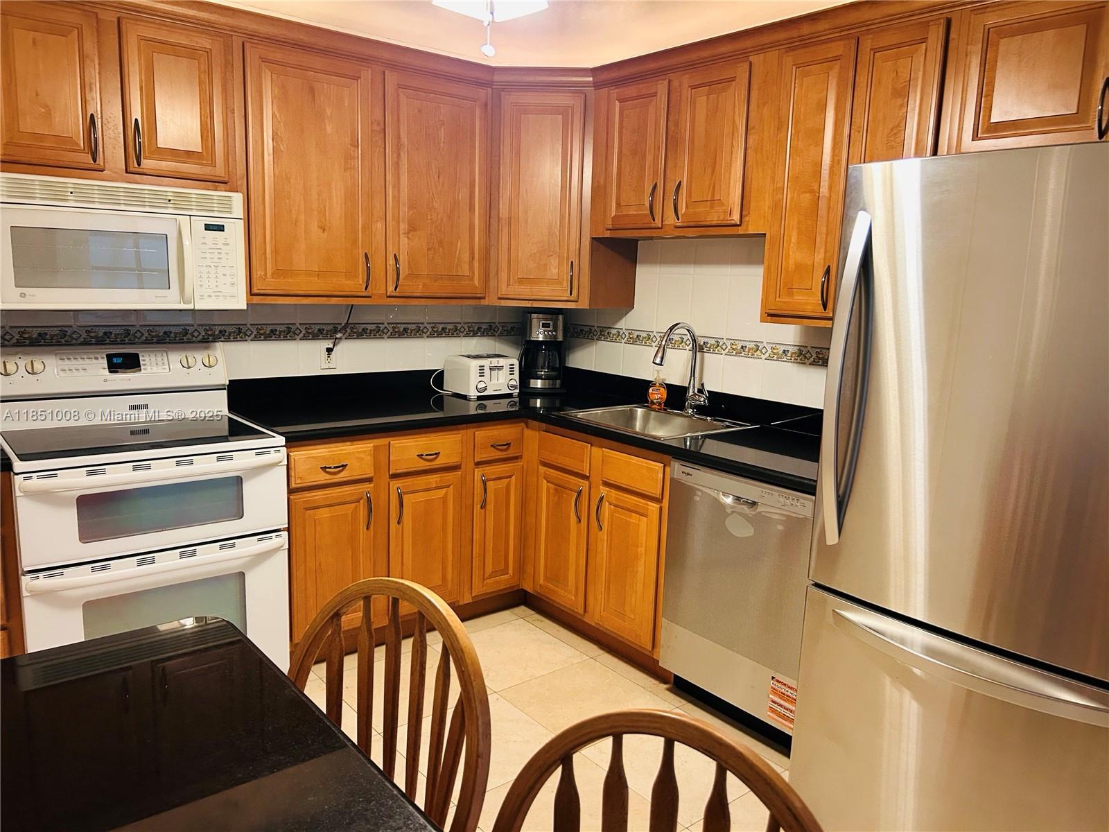 CORINTHIAN CONDO - Residential