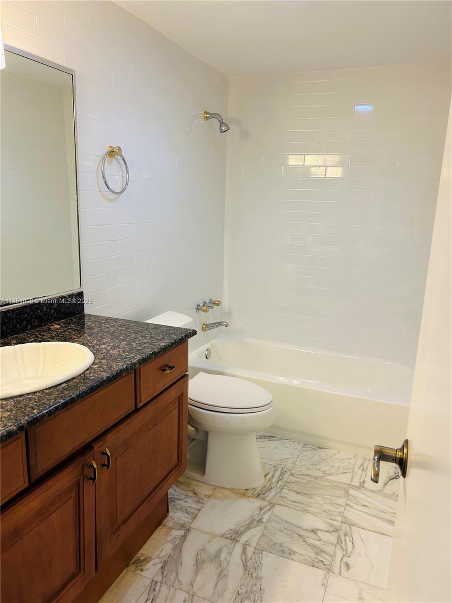 CORINTHIAN CONDO - Residential