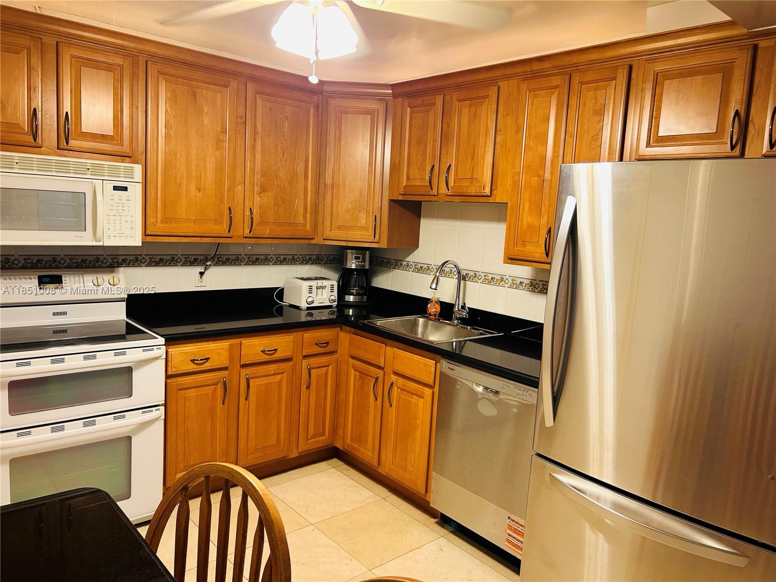 CORINTHIAN CONDO - Residential