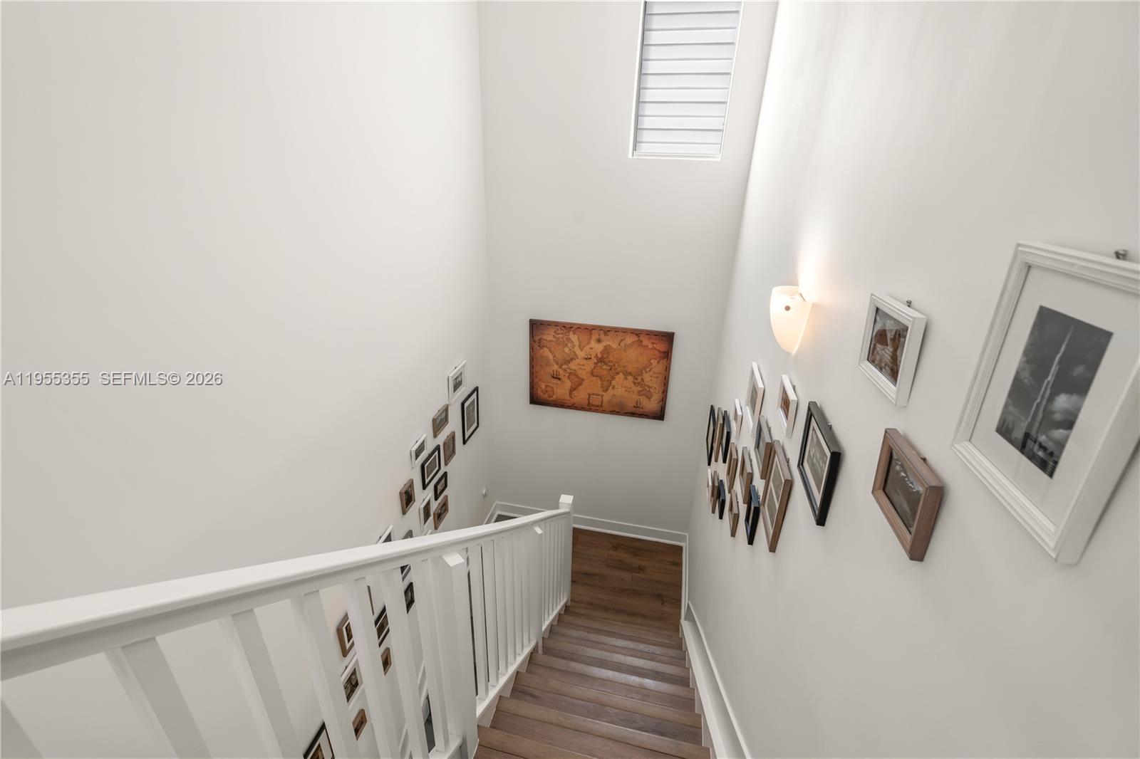 DOWNTOWN DORAL SOUTH PHAS - Residential