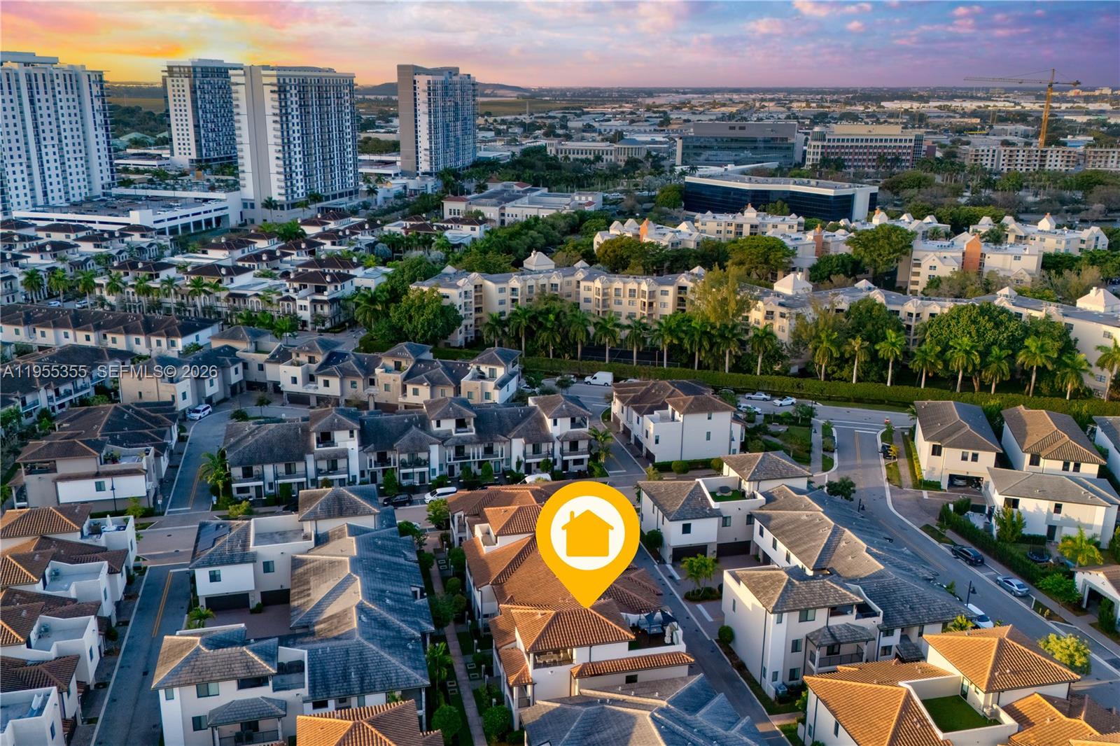 DOWNTOWN DORAL SOUTH PHAS - Residential