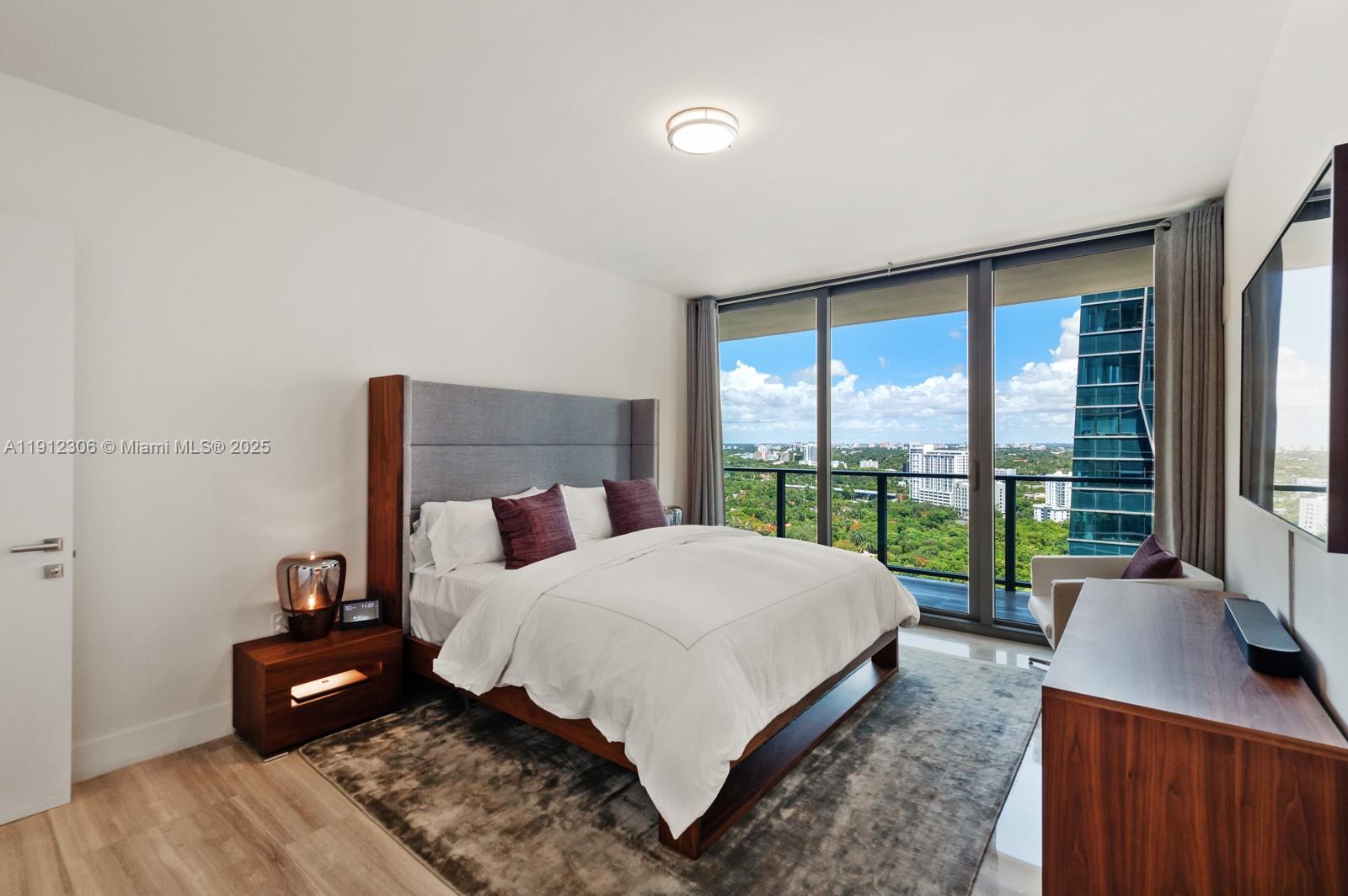 ECHO BRICKELL CONDO - Residential Lease