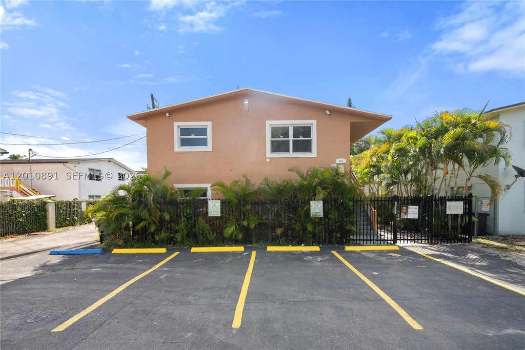Photo of 608 SW 16th Ave, Fort Lauderdale, FL 33312 (MLS # A12010891)