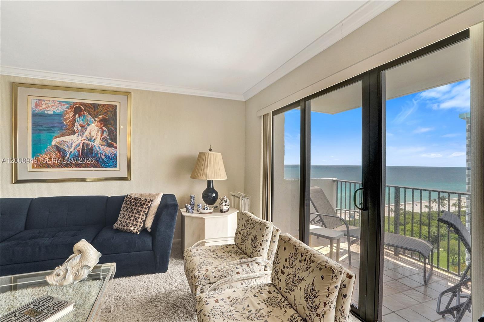 SUMMIT CONDO - Residential