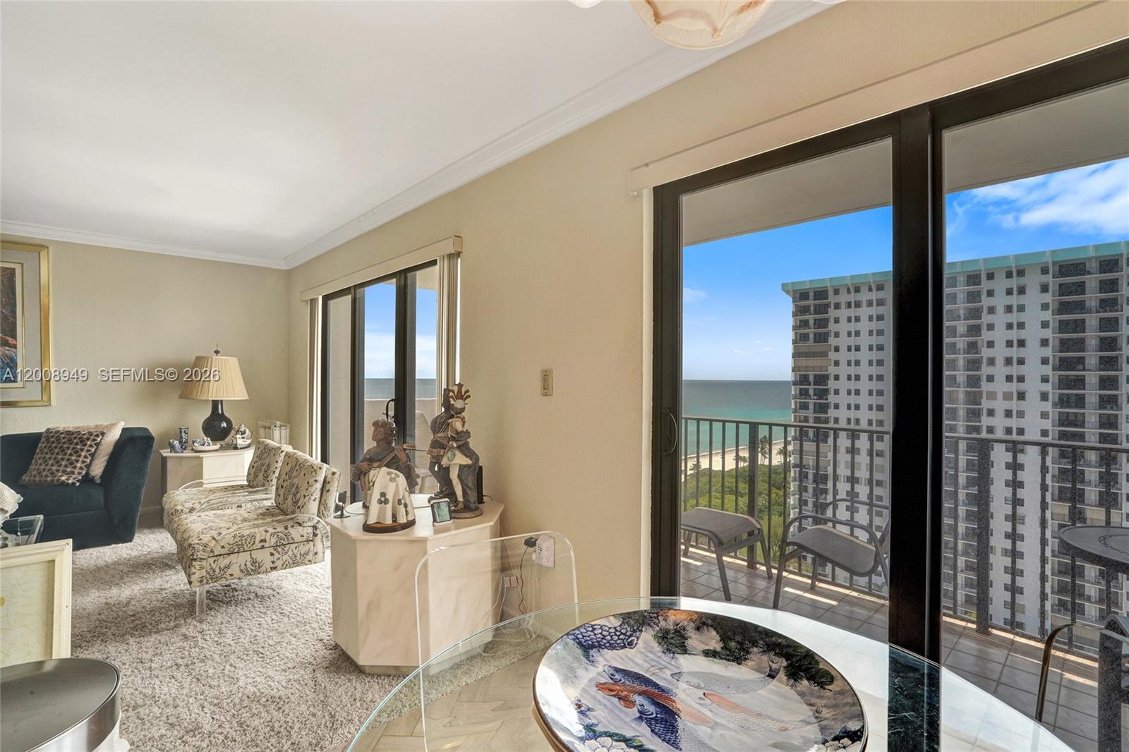 SUMMIT CONDO - Residential