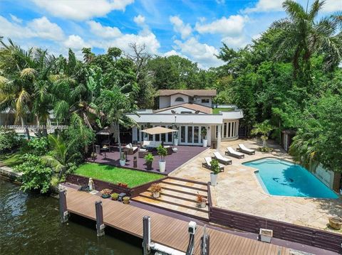 800 SW 12th Fort Lauderdale FL 33312