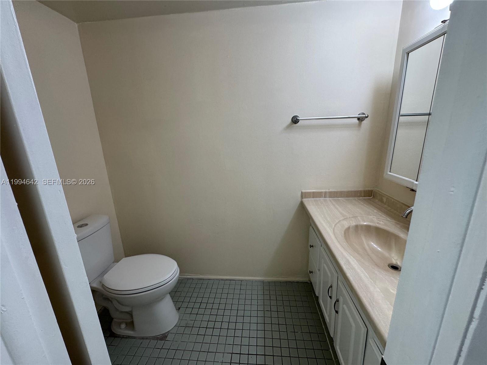 NARANJA LAKES CONDO NO 5 - Residential Lease
