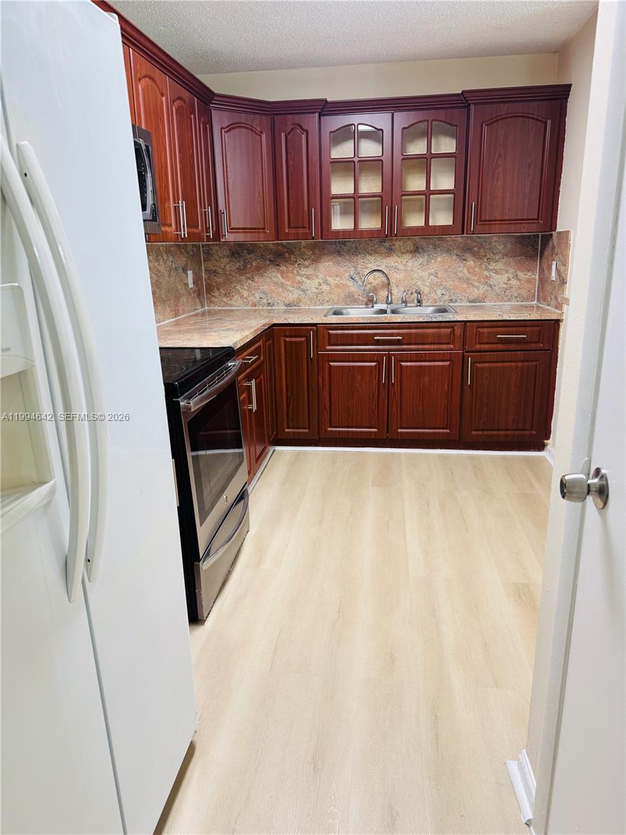 NARANJA LAKES CONDO NO 5 - Residential Lease