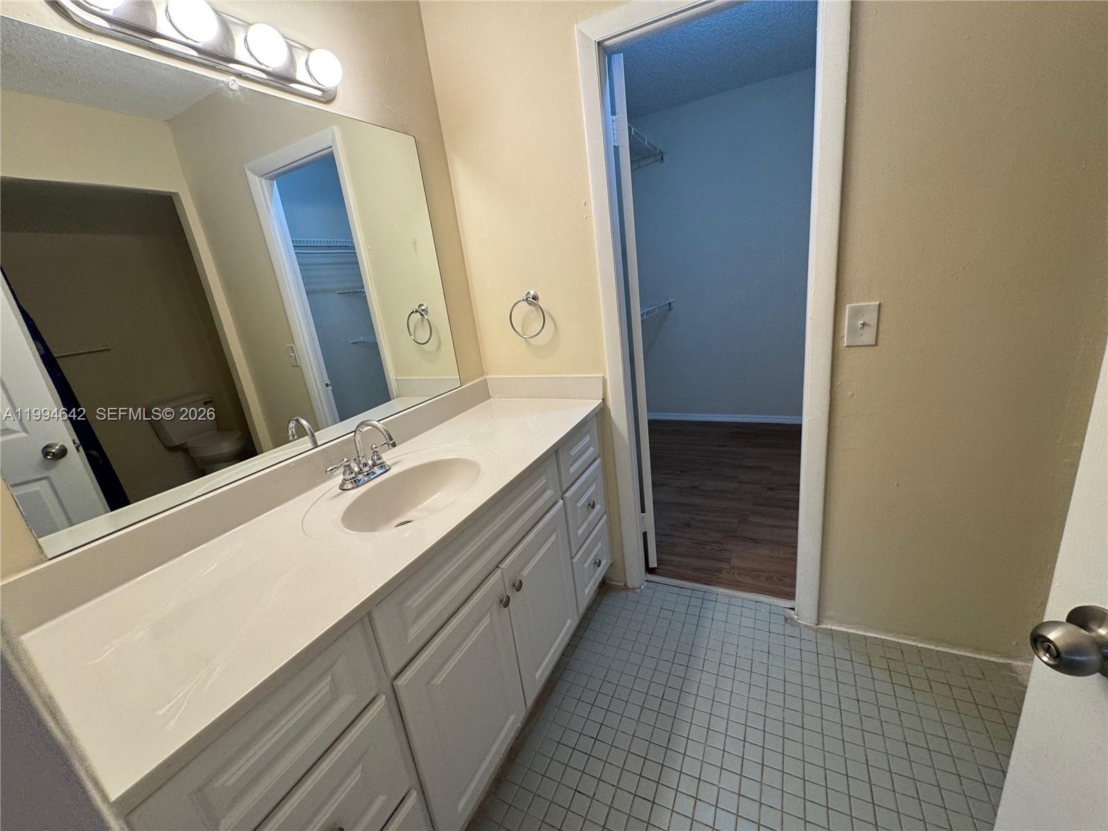 NARANJA LAKES CONDO NO 5 - Residential Lease