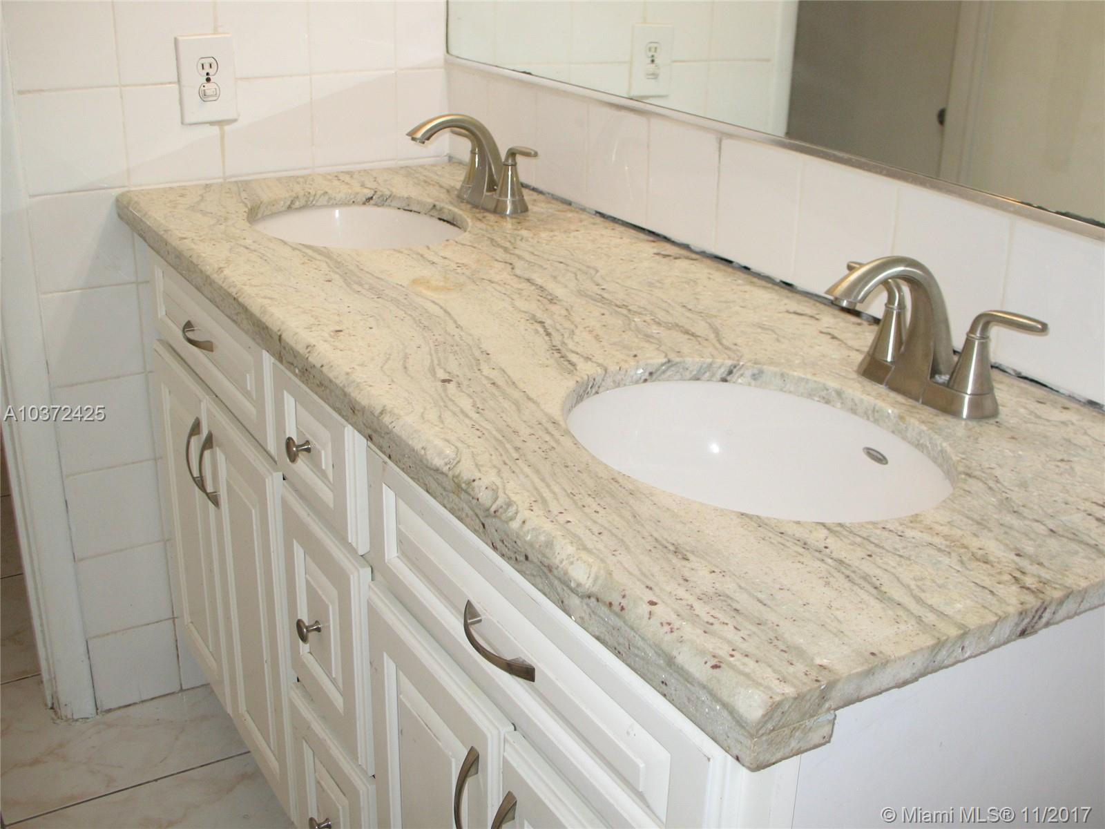 HIGHLAND MANOR SEC 5 - Residential