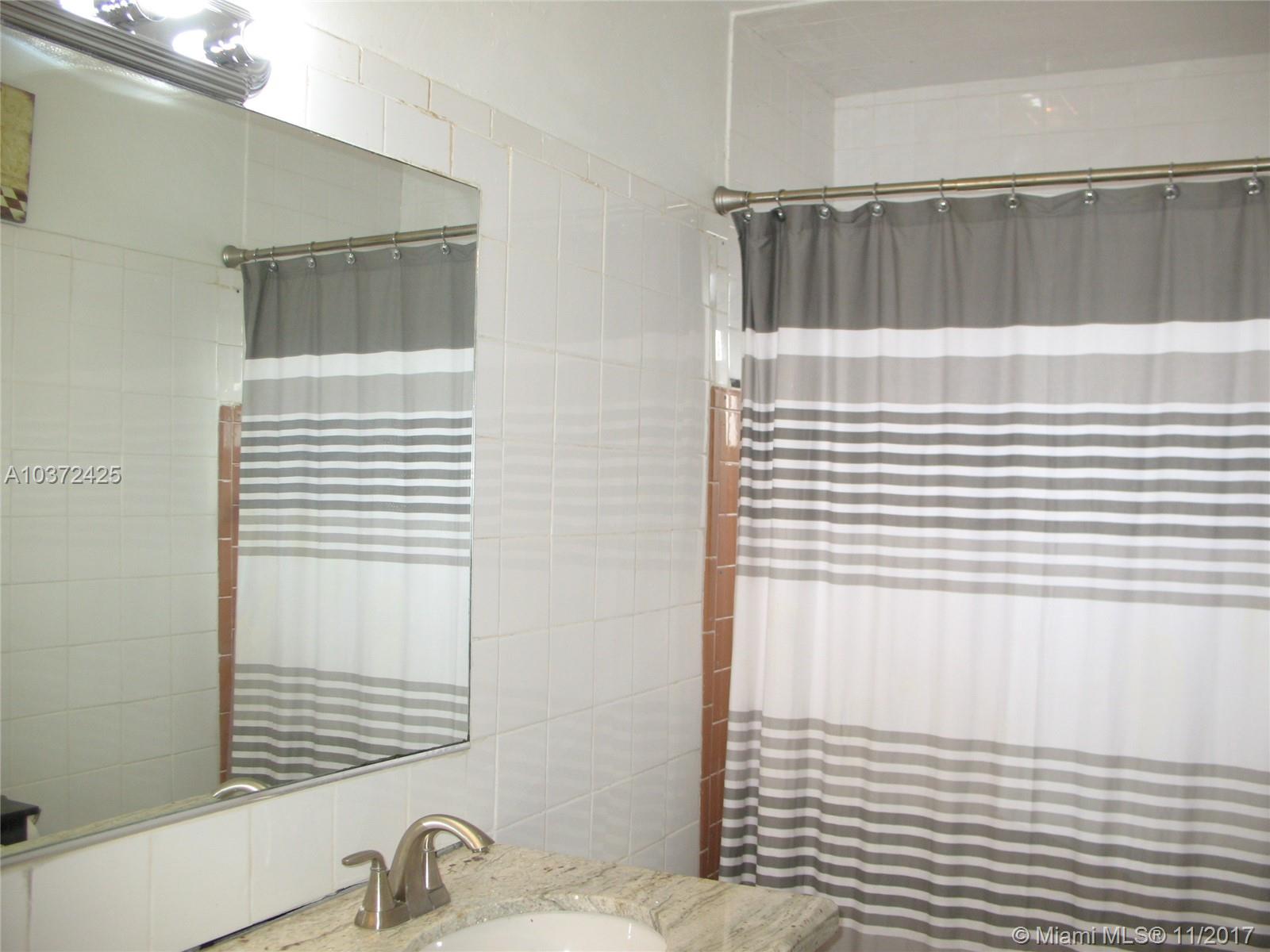 HIGHLAND MANOR SEC 5 - Residential