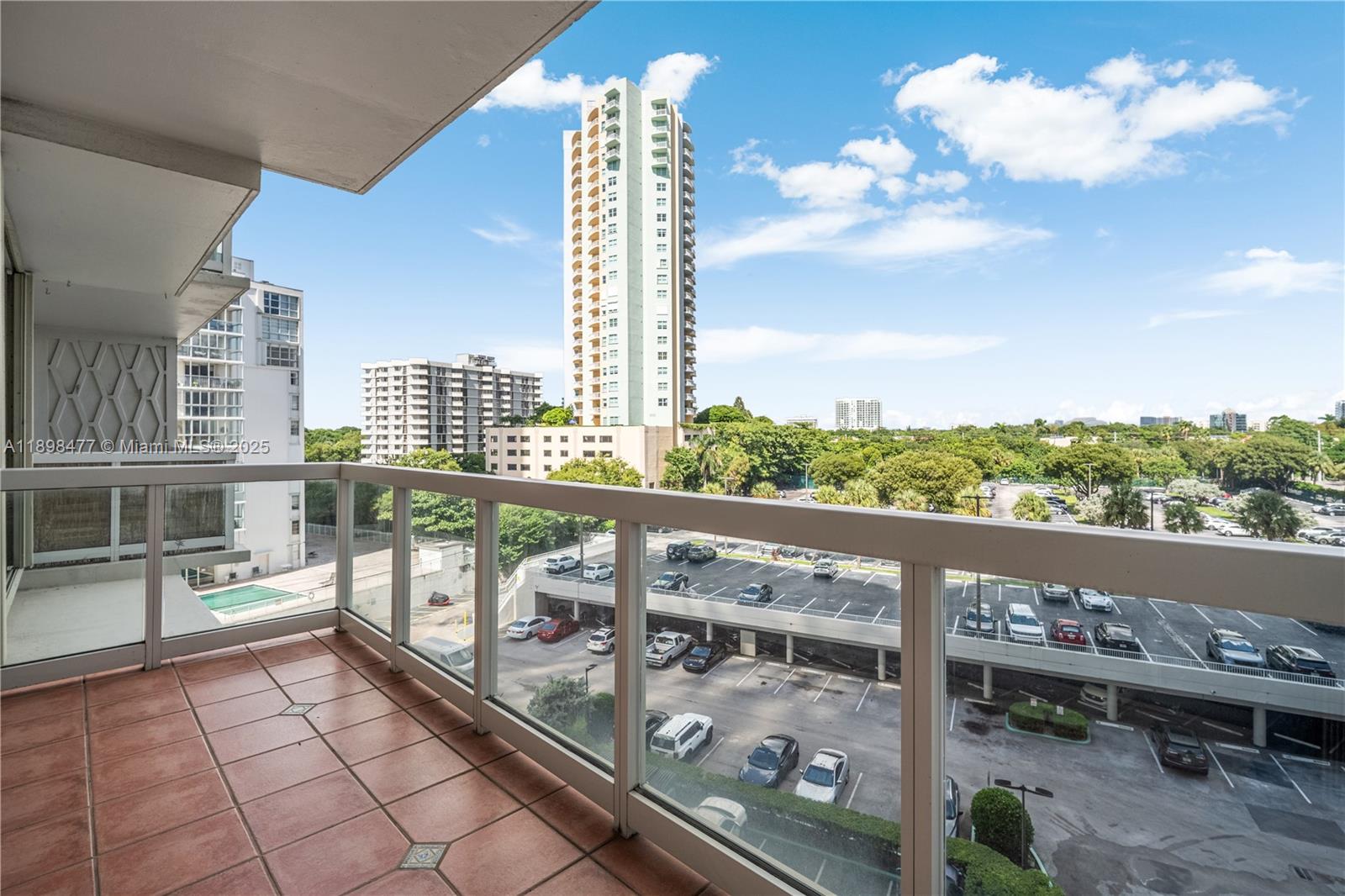 BRICKELL TOWNHOUSE CONDO - Residential