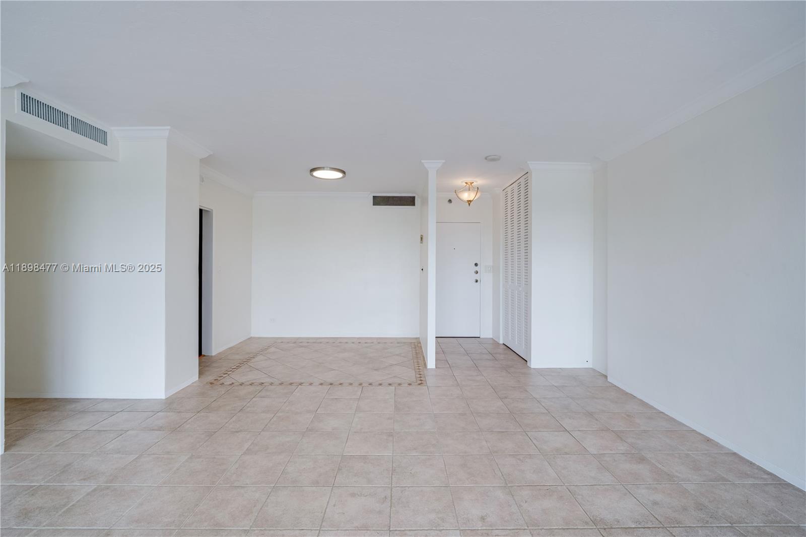 BRICKELL TOWNHOUSE CONDO - Residential