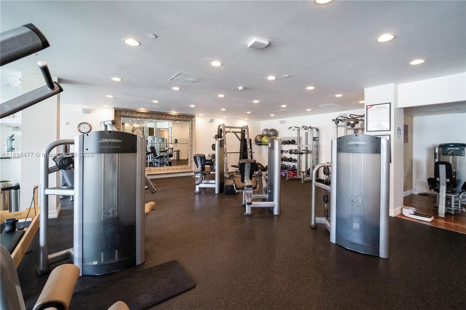 BRICKELL TOWNHOUSE CONDO - Residential