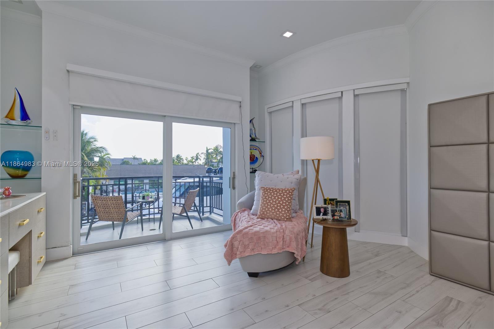 EASTERN SHORES 1ST ADDN - Residential