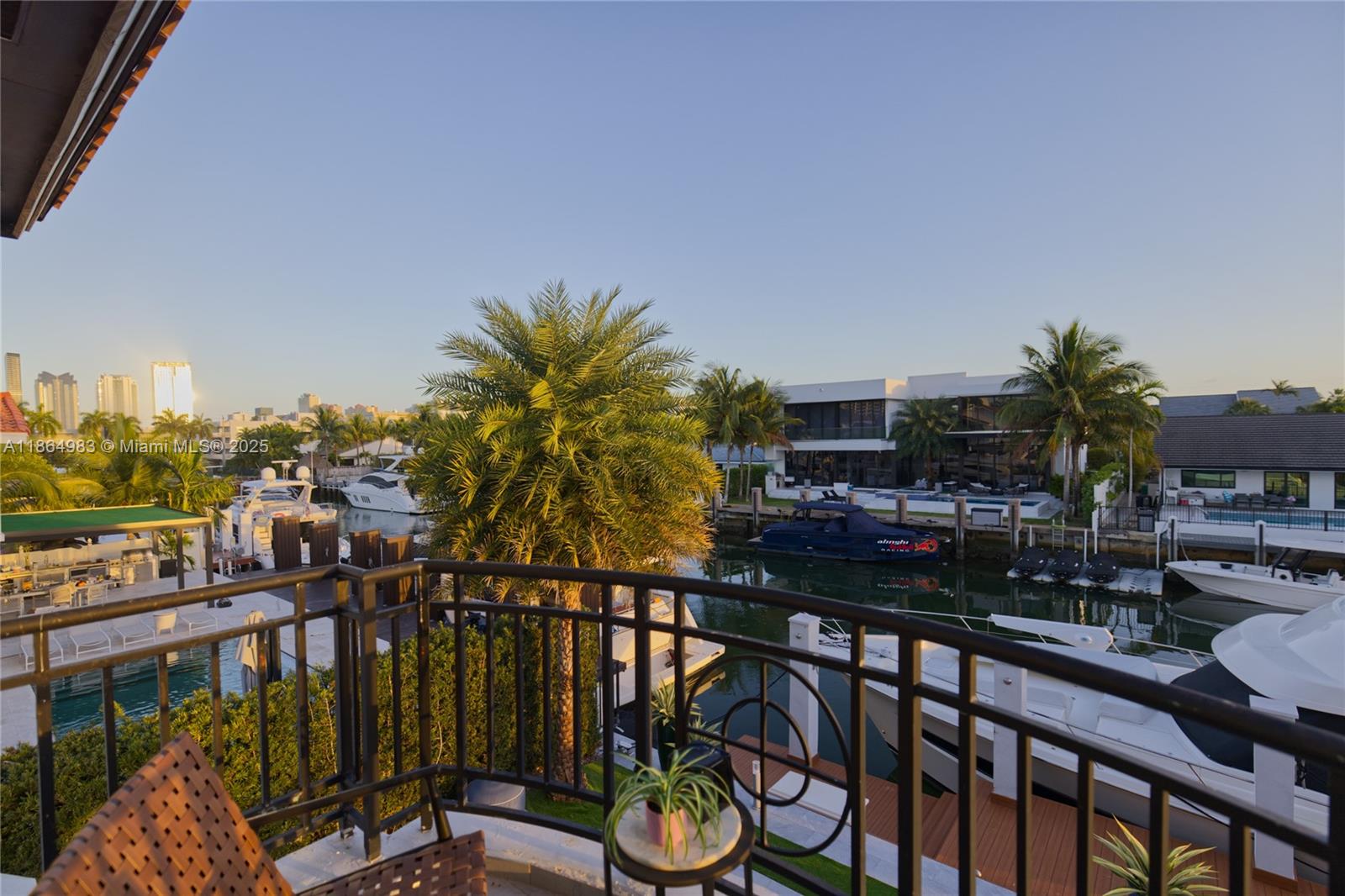 EASTERN SHORES 1ST ADDN - Residential