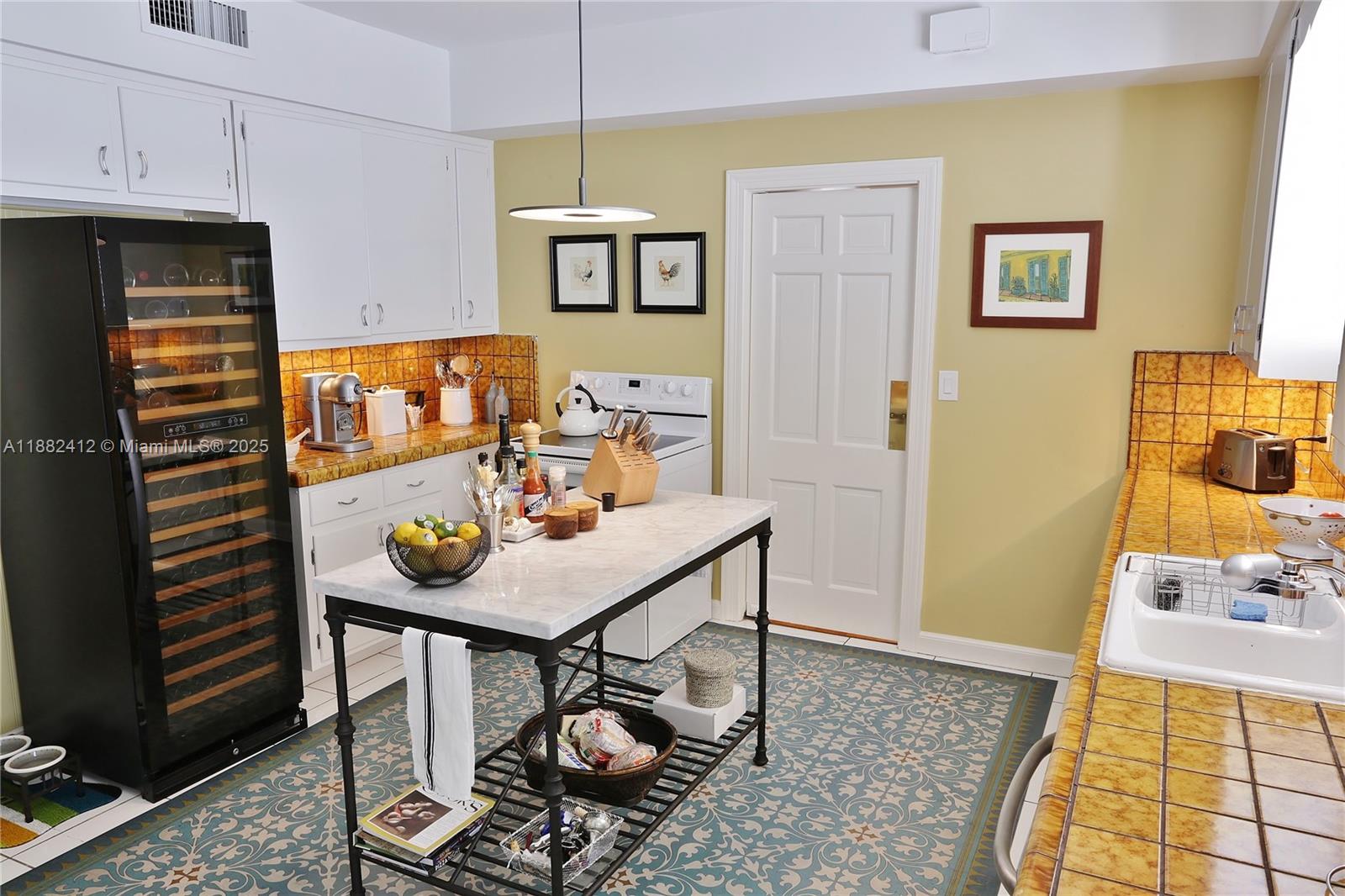 CORAL GABLES BILTMORE ADD - Residential Lease