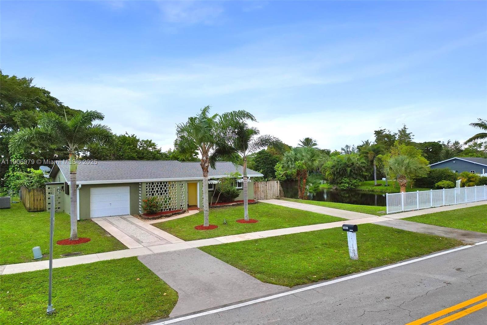 NORTH LAUDERDALE VILLAGE - Residential