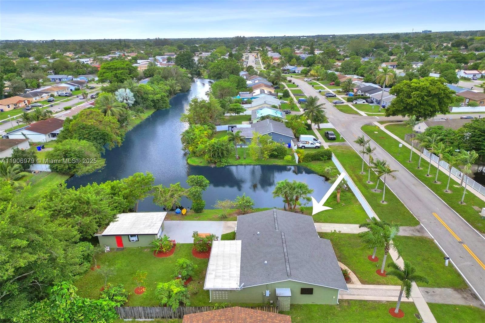 NORTH LAUDERDALE VILLAGE - Residential