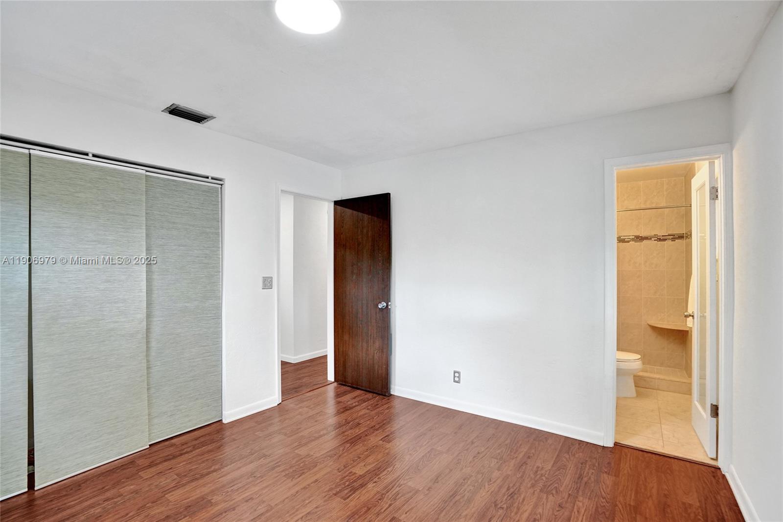 NORTH LAUDERDALE VILLAGE - Residential