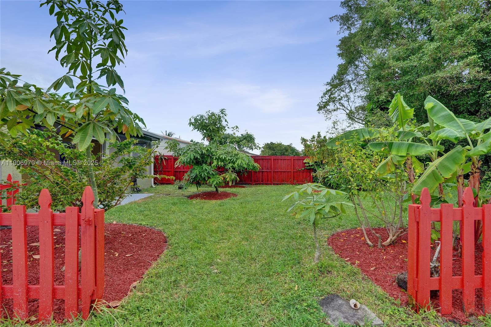 NORTH LAUDERDALE VILLAGE - Residential