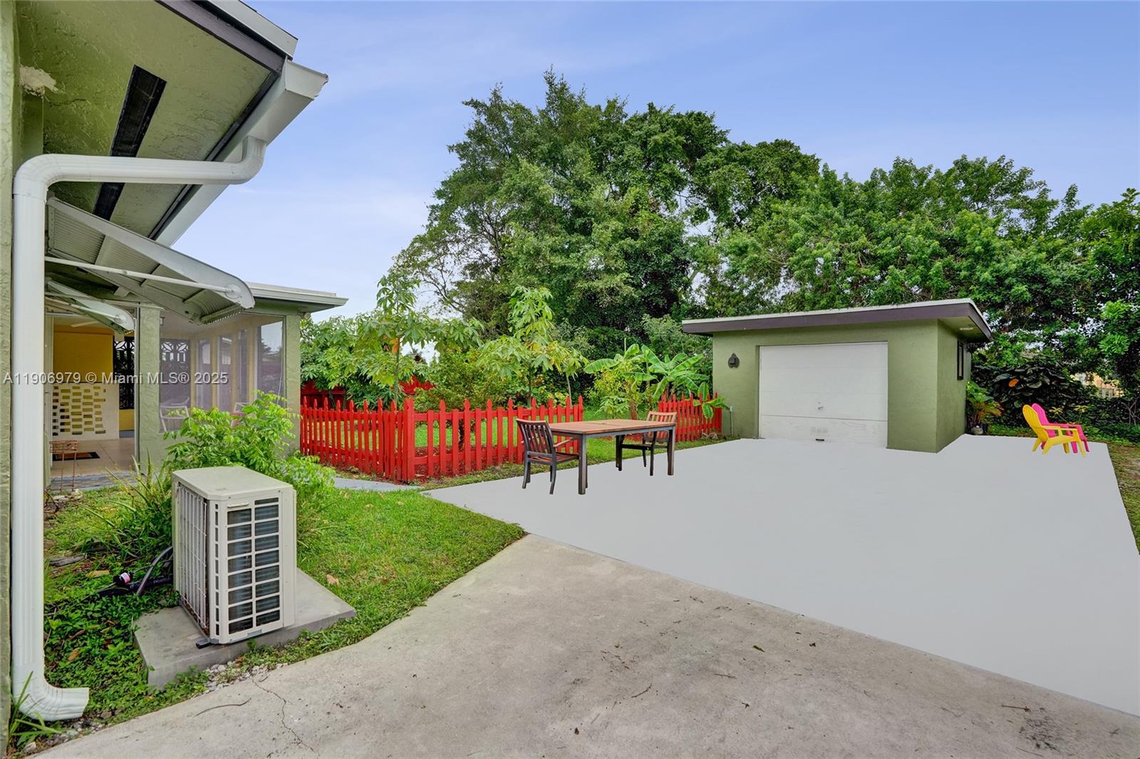 NORTH LAUDERDALE VILLAGE - Residential