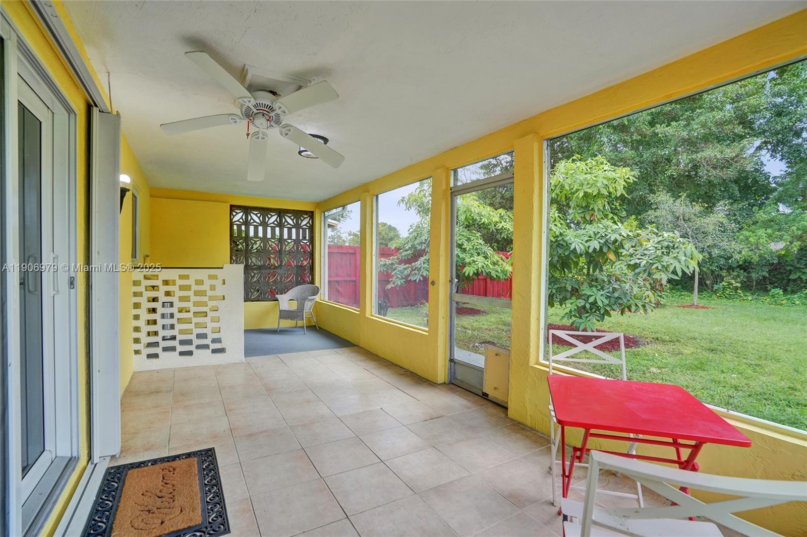 NORTH LAUDERDALE VILLAGE - Residential