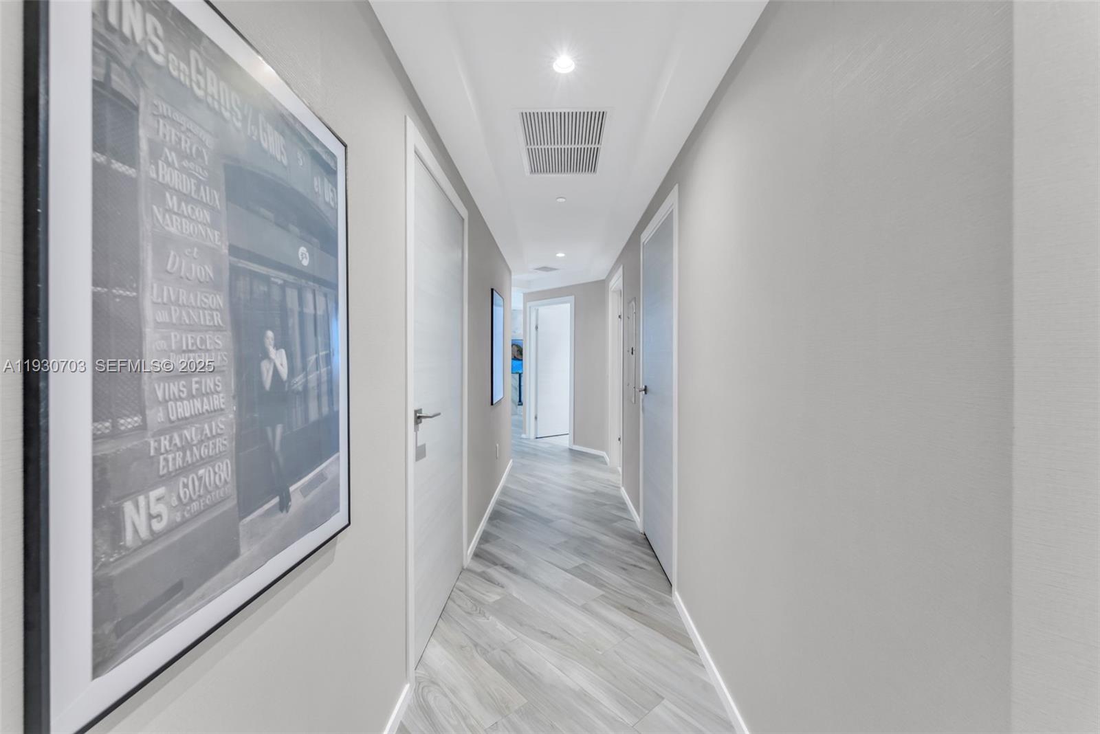 801 SMA RESIDENCE CONDO - Residential Lease