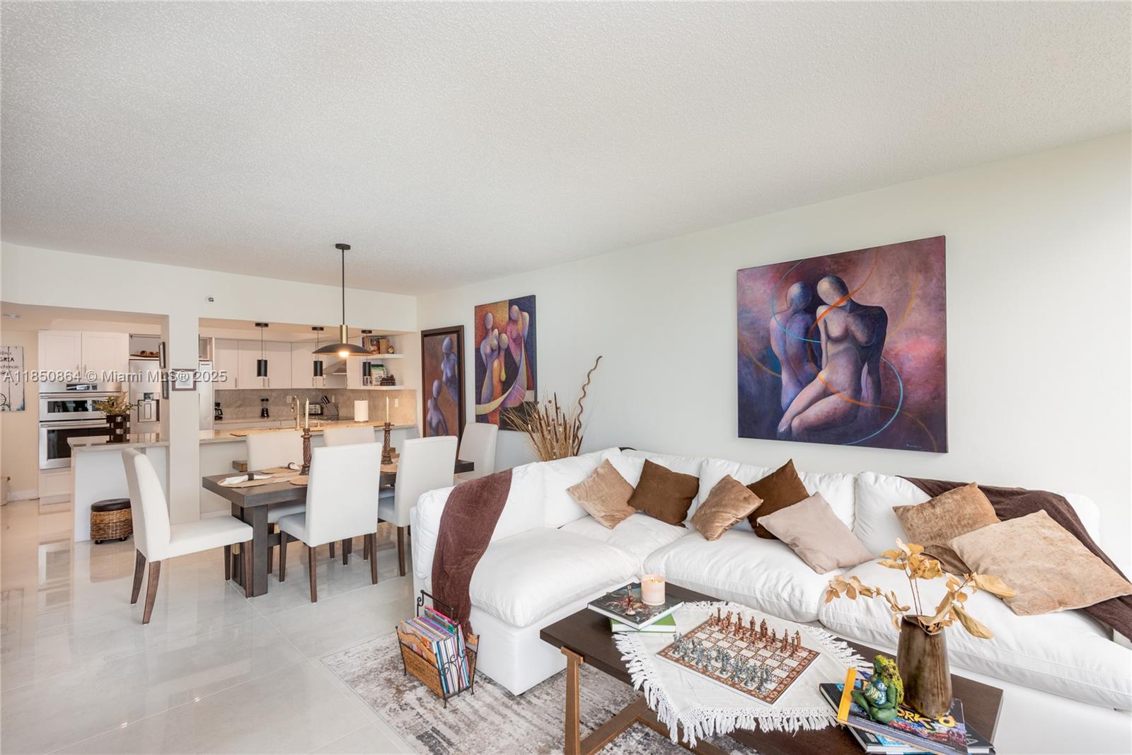 520 Brickell Key Dr A1102