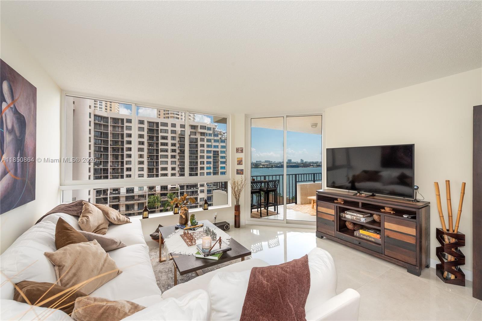 520 Brickell Key Dr A1102