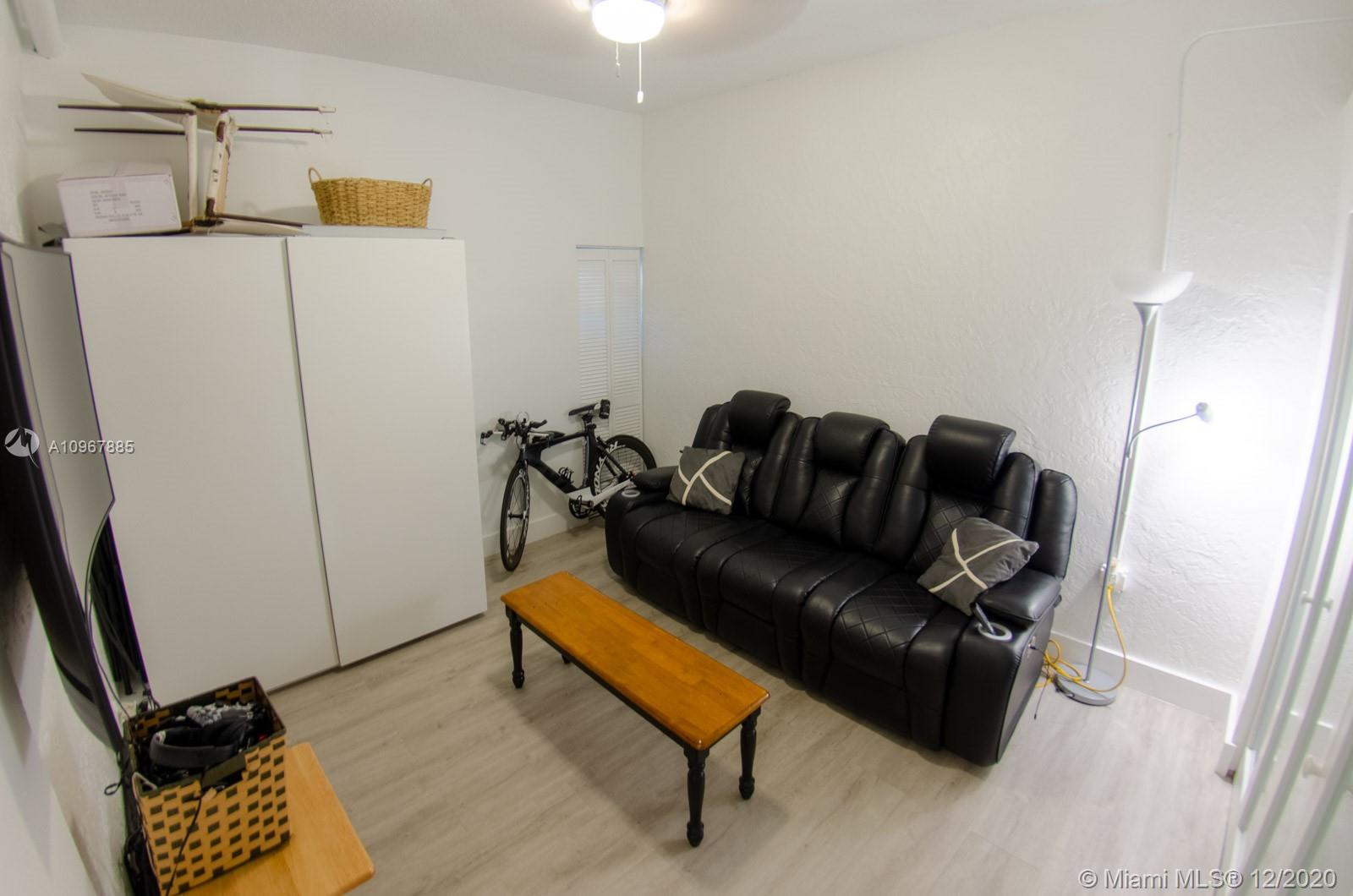 LA MIRAGE OF HARBOR VILG - Residential