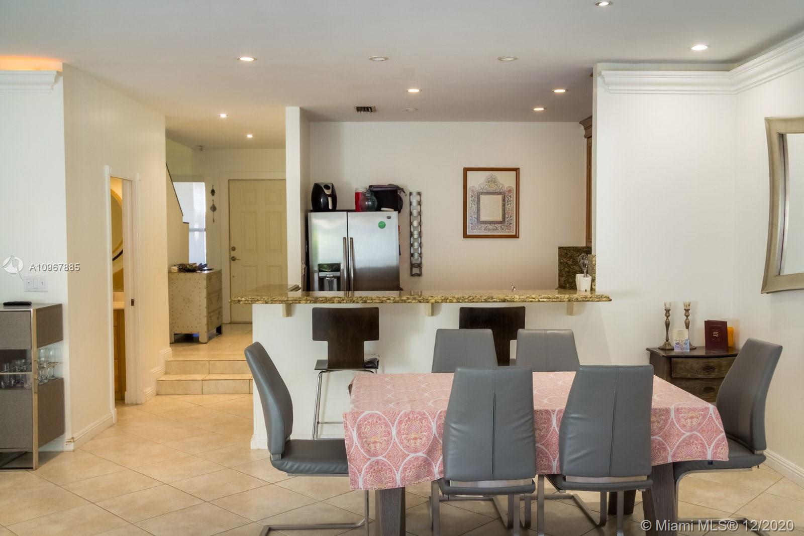 LA MIRAGE OF HARBOR VILG - Residential