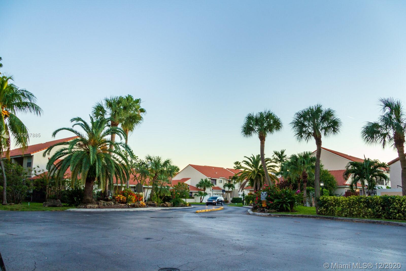 LA MIRAGE OF HARBOR VILG - Residential