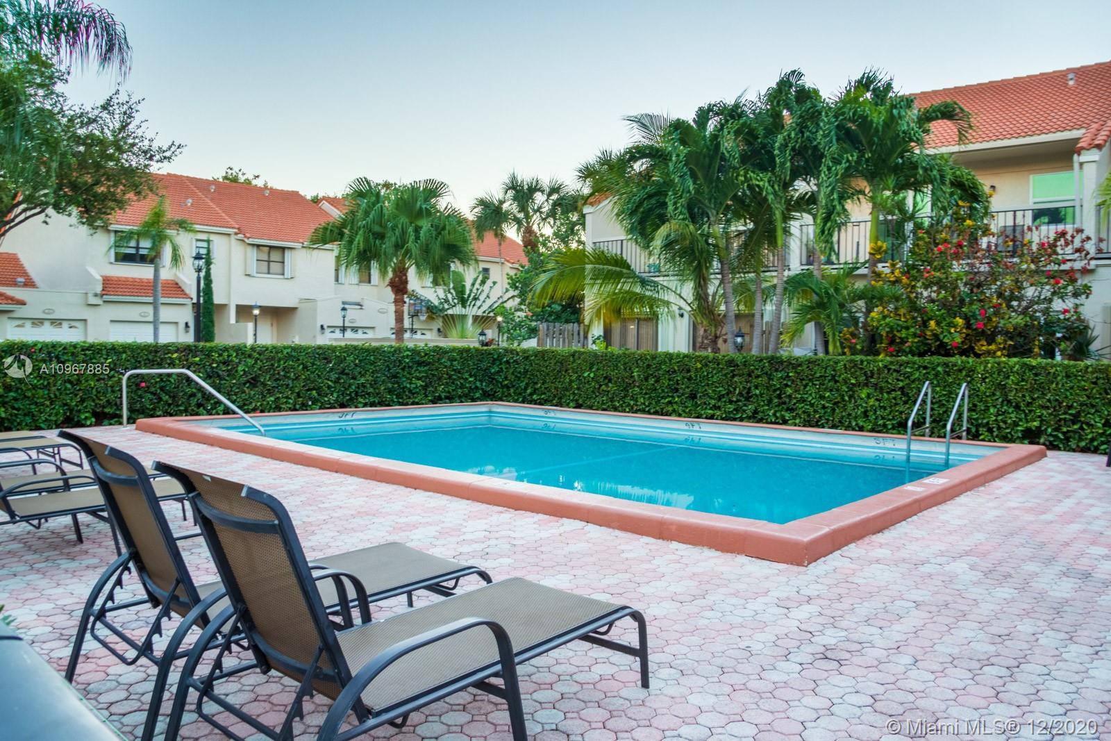 LA MIRAGE OF HARBOR VILG - Residential