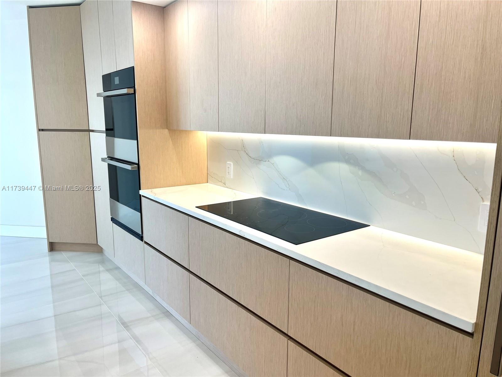 2600 ISL BLVD WILLIAMS IS - Residential