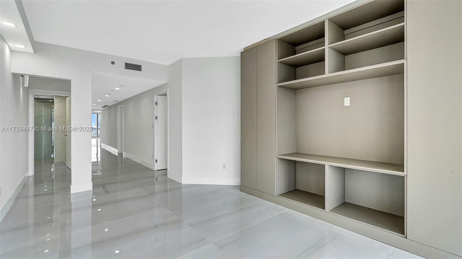 2600 ISL BLVD WILLIAMS IS - Residential