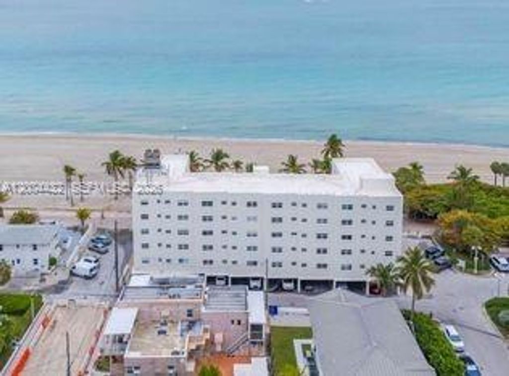 Photo of 901 S Surf Rd #407, Hollywood, FL 33019 (MLS # A12004432)