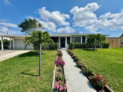826 Cochran Dr, Lake Worth, FL 33461 - MLS#: A11777950