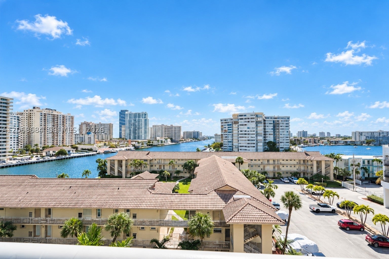 2602 E Hallandale Beach Blvd R707