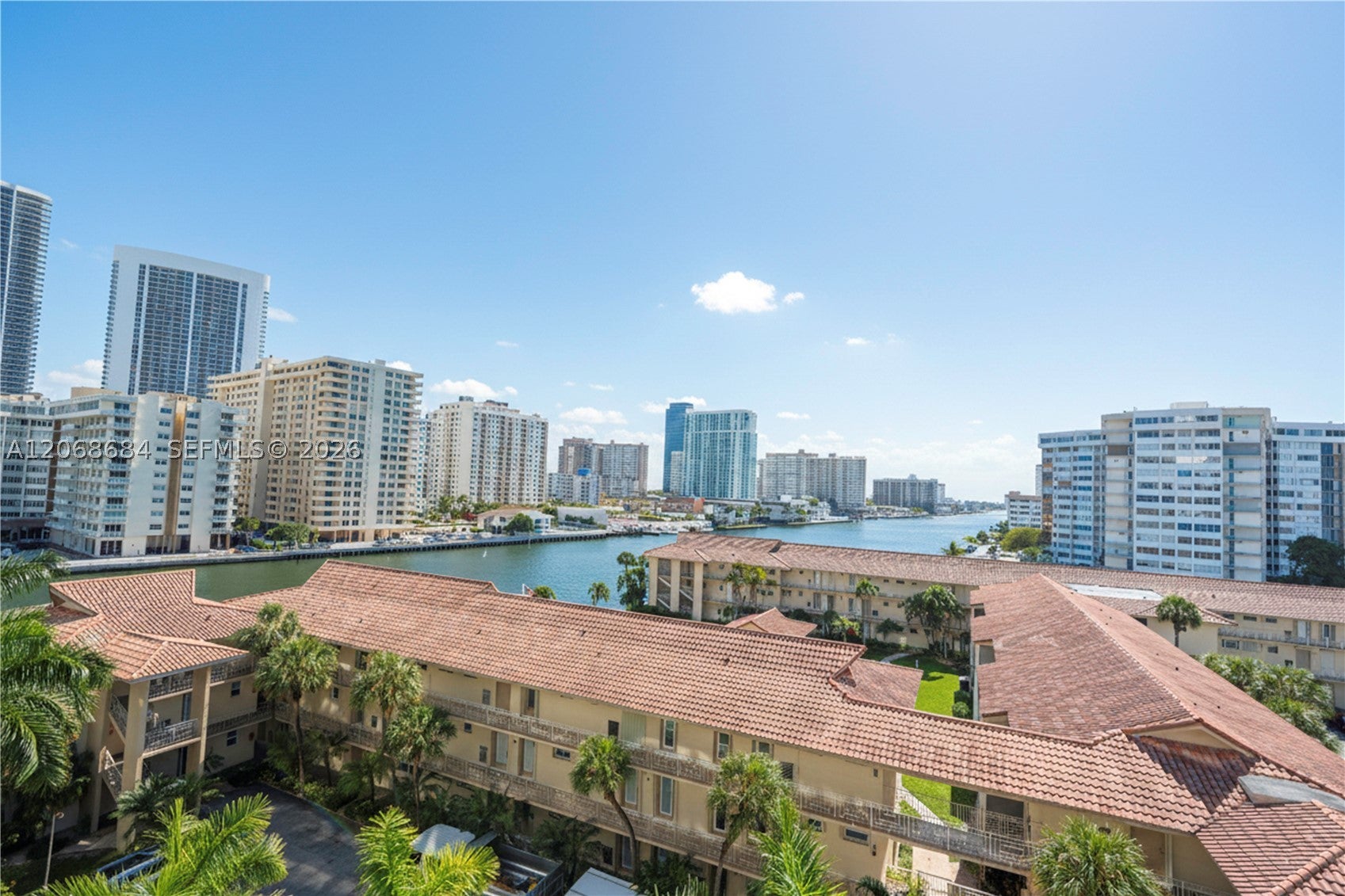 2602 E Hallandale Beach Blvd R707