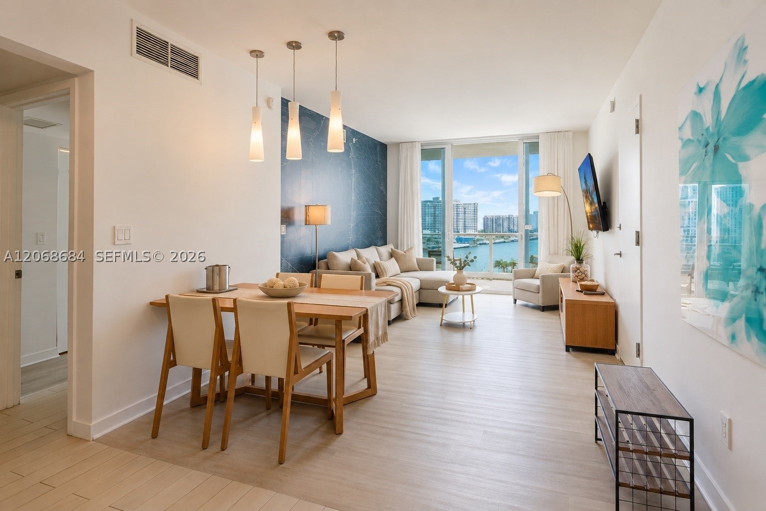 2602 E Hallandale Beach Blvd R707