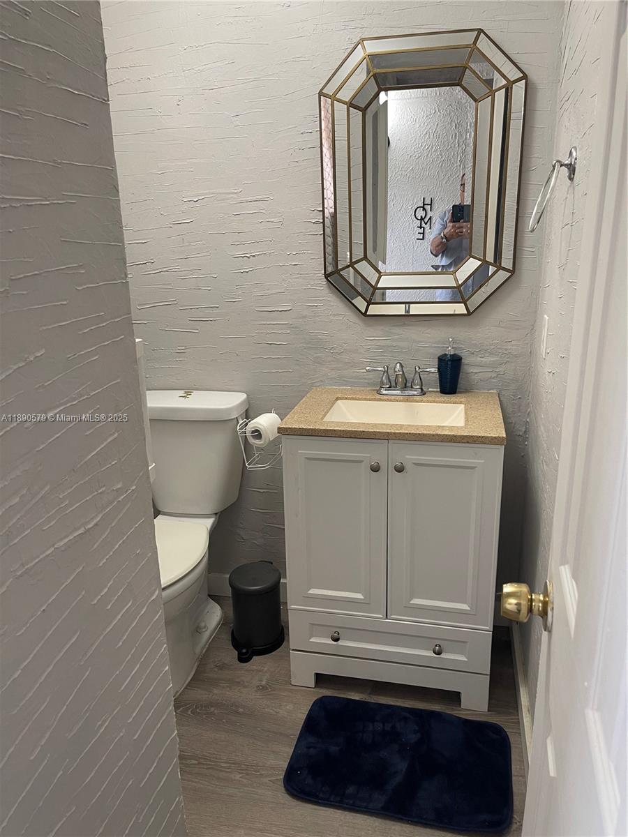 BERKLEY HOUSE EAST - Residential Lease