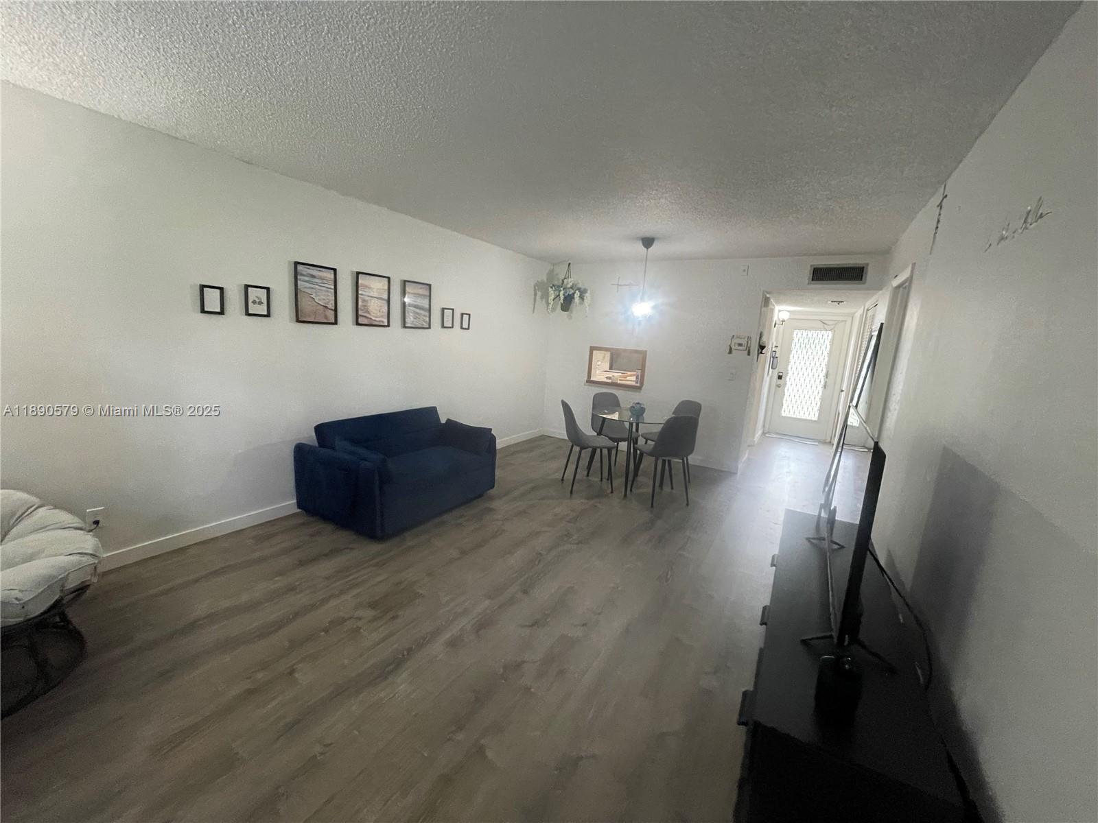 BERKLEY HOUSE EAST - Residential Lease